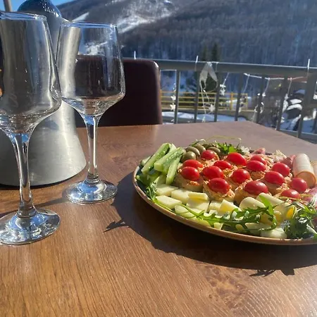 La Noi Hotel *