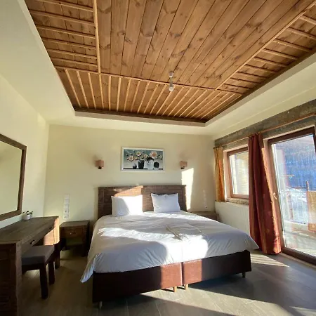 La Noi Hotel